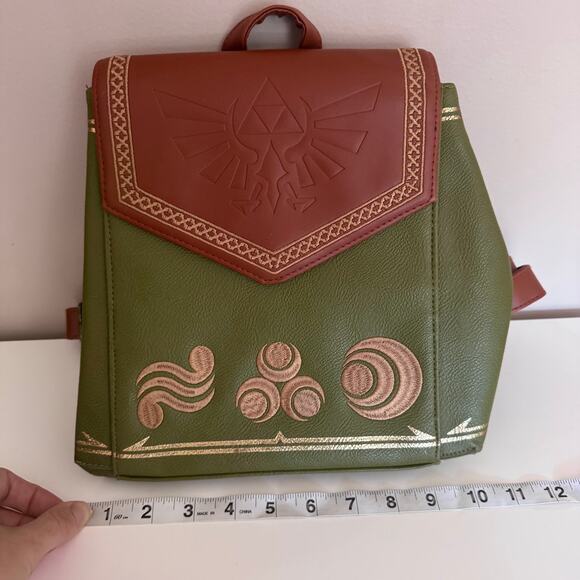 Danielle Nicole Legend of Zelda Nintendo Mini Backpack Green and Brown - Picture 3 of 9